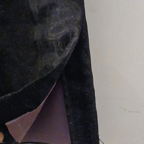 Vintage Lillie Rubin size 14 black skirt with slit on the button left NWOT